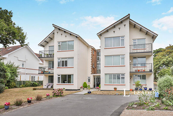 2 Bedroom Flat To Rent In Southbourne, BH6