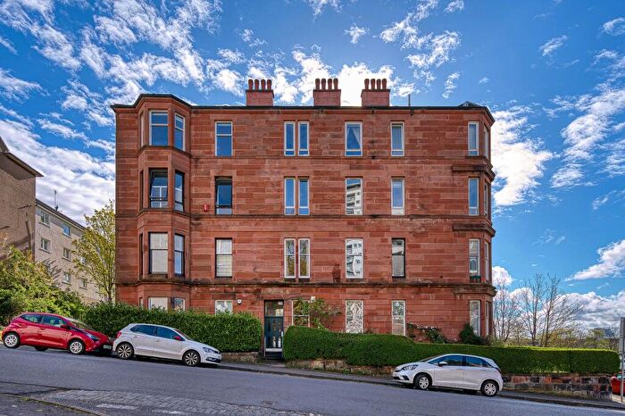 3 Bedroom Apartment For Sale In Thornwood Drive, Thornwood, Glasgow, G11