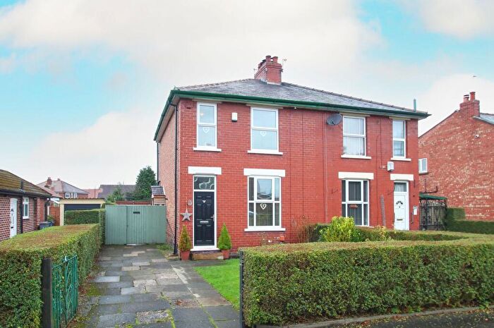 3 Bedroom Semi Detached House For Sale In Chapel Lane, Partington, Manchester, M31