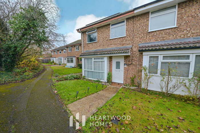 3 Bedroom Terraced House For Sale In Elizabeth Court, St. Albans, AL4