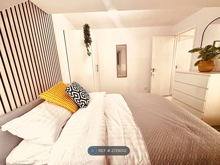 4 Bedroom Flat To Rent In Ashbourne Road, London, CR4