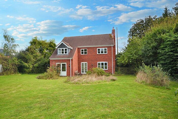4 Bedroom Detached House For Sale In Corse Lawn, Gloucestershire, GL19