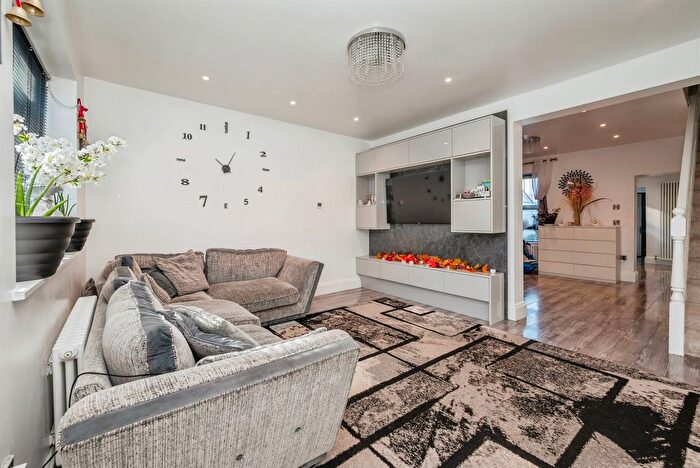 3 Bedroom End Terrace House For Sale In Churchill Road, Great Yarmouth, NR30
