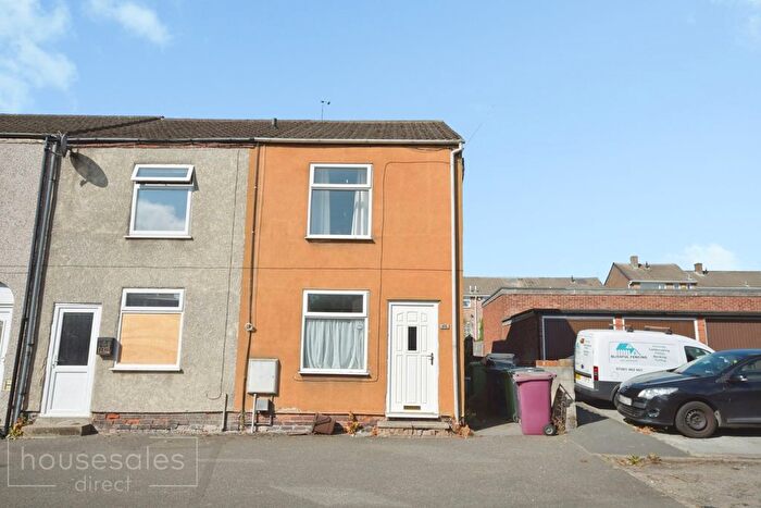 2 Bedroom End Of Terrace House For Sale In The Square Danesmoor, Chesterfield, S45