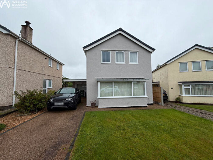 4 Bedroom Detached House For Sale In Y Ddol, Bethel, Gwynedd, LL55