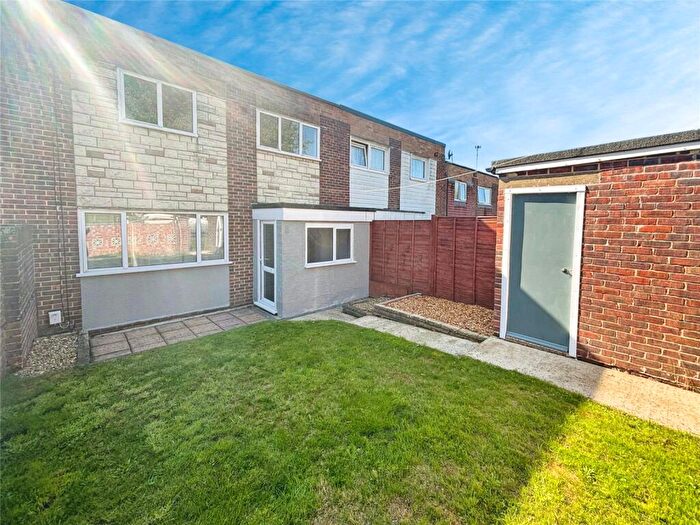 3 Bedroom Terraced House For Sale In Sandleford Road, Havant, Hampshire, PO9