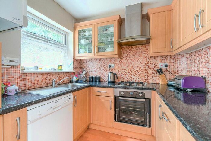 3 Bedroom Terraced House To Rent In Ashby Road, Tottenham, London, N15