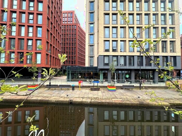 2 Bedroom Apartment To Rent In Manchester New Square, Whitworth Street Manchester, M1