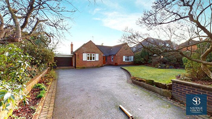 2 Bedroom Detached Bungalow For Sale In Wingfield Road, Alfreton, DE55
