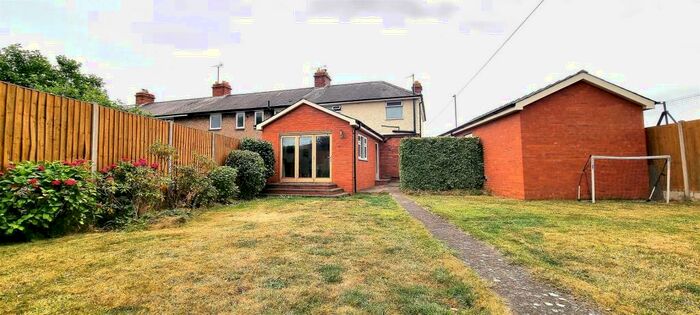 3 Bedroom House To Rent In Walnut Tree Avenue, Hereford, HR2