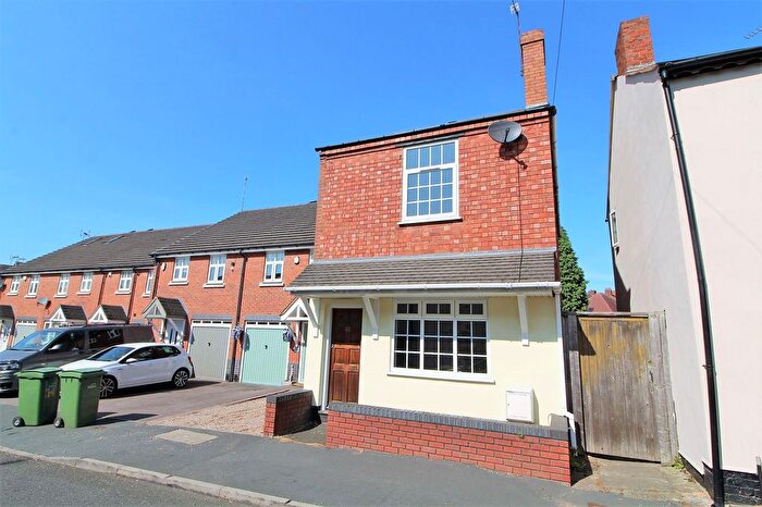 2 Bedroom Detached House To Rent In Brook Street, Dudley, DY3