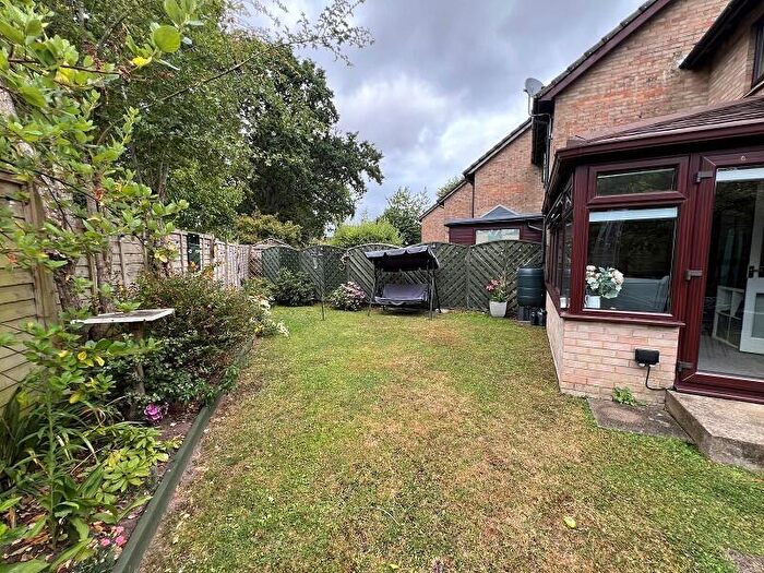 2 Bedroom End Of Terrace House For Sale In Aysha Close, New Milton, Hampshire., BH25