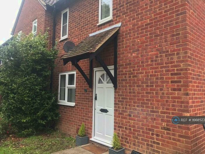 1 Bedroom End Of Terrace House To Rent In Lymington Court, Maidstone, ME15