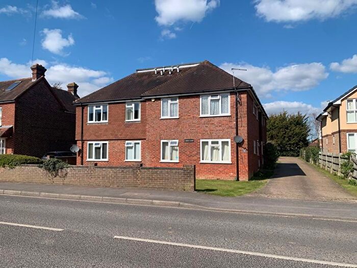 1 Bedroom Flat To Rent In Church Road, Paddock Wood, Tonbridge, TN12