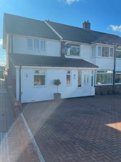 5 Bedroom Semi-Detached House To Rent In Padarn Close, Cardiff, CF23