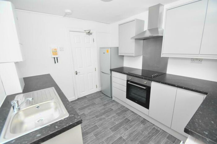 4 Bedroom House To Rent In Daniel Street, Cathays, Cardiff, CF24