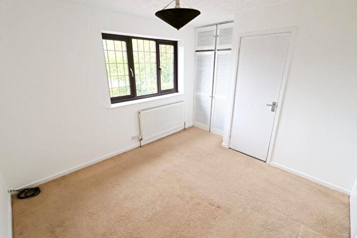 3 Bedroom Town House For Sale In Hoole Lane, Chester, CH2