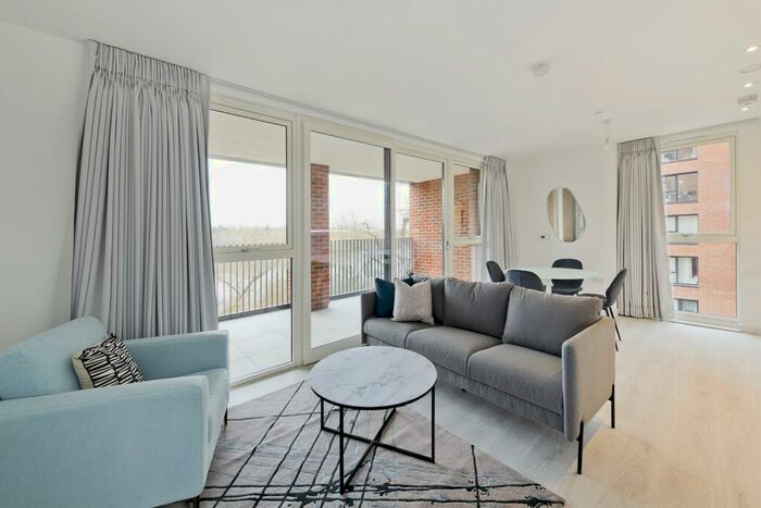 1 Bedroom Apartment To Rent In Rosefinch Apartments, Hendon Waterside, NW9