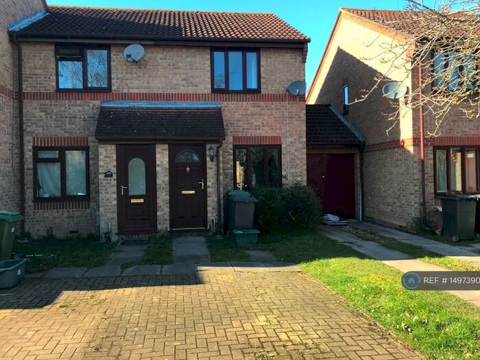 2 Bedroom Terraced House To Rent In Southlands, Basingstoke, RG24