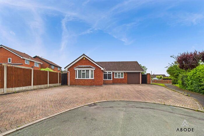 2 Bedroom Detached Bungalow For Sale In Gleneagles Drive, Stretton, Burton-On-Trent, DE13