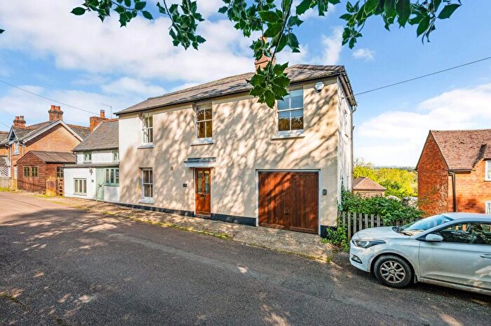4 Bedroom Semi-Detached House For Sale In Silver Street, Emery Down, Lyndhurst, SO43