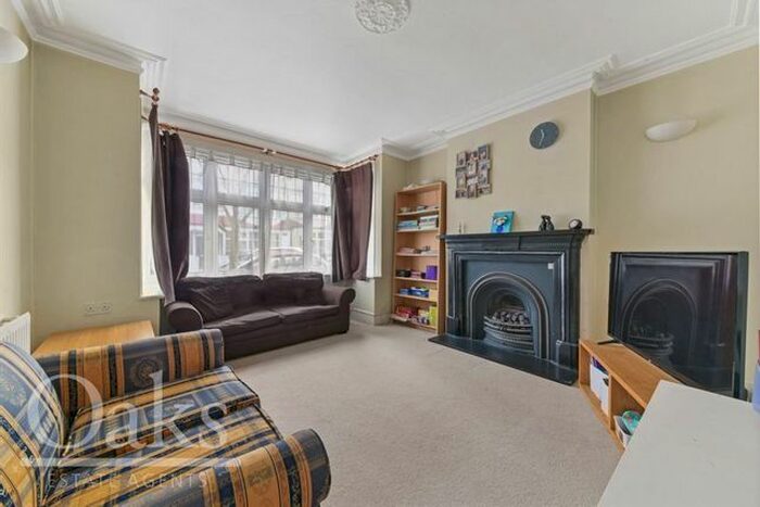 3 Bedroom Semi-Detached House To Rent In Addiscombe Court Road, Addiscombe, Croydon CR0