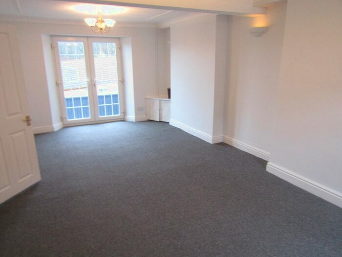 3 Bedroom Terraced House To Rent In Thomas Street, Tonypandy, CF40