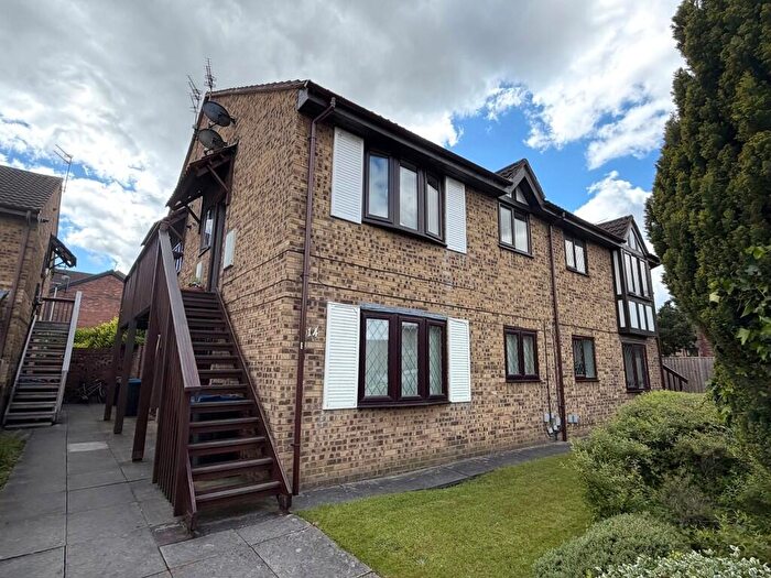 1 Bedroom Flat For Sale In Cloverdale, Firdale Park, Northwich, CW8