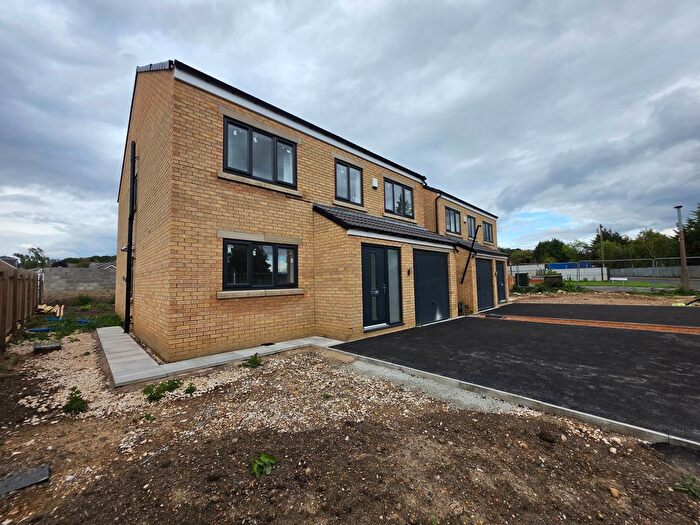 4 Bedroom Detached House For Sale In Lund Lane, Barnsley, S71