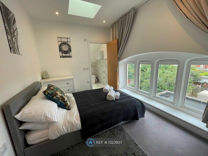 1 Bedroom Flat To Rent In Kings House, Southampton, SO15