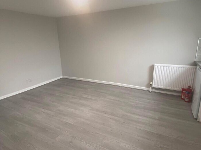 Studio To Rent In Barnsbury Road, London, N1