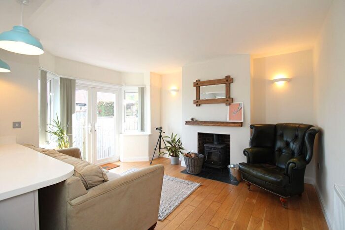 3 Bedroom Semi-detached House For Sale In Eden Grove, Paignton, TQ3