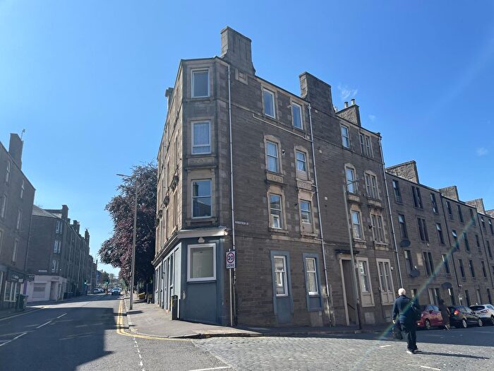 2 Bedroom Flat To Rent In Blackness Road, Dundee, DD1