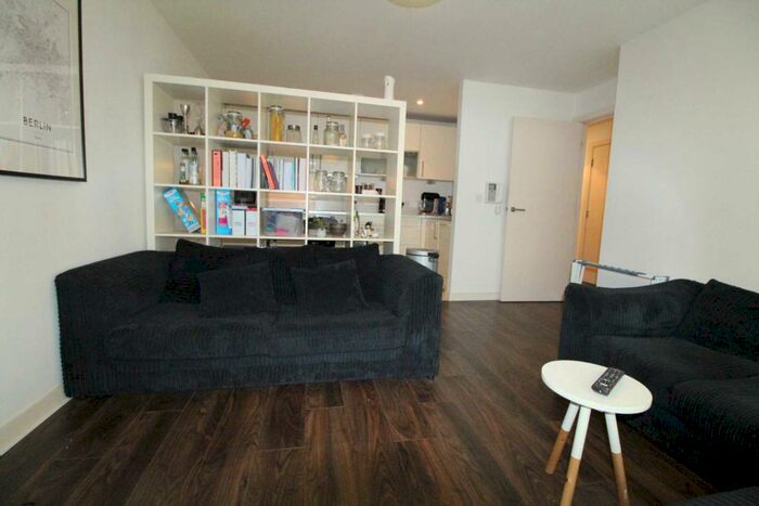 2 Bedroom Apartment To Rent In Block Spectrum Blackfriars Road, Manchester, M3