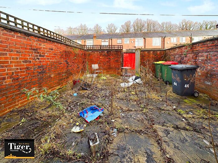 3 Bedroom Terraced House For Sale In Waverley Road, Preston, PR1