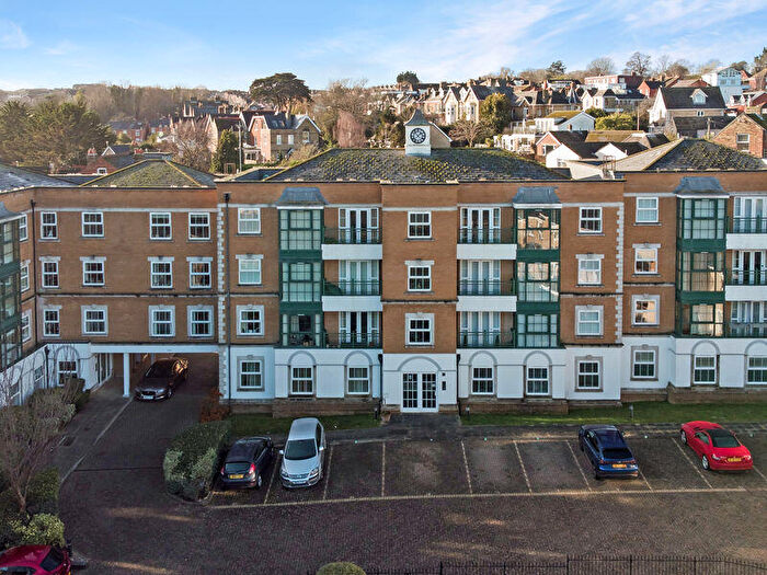 3 Bedroom Apartment For Sale In Medina Gardens, Cowes, PO31