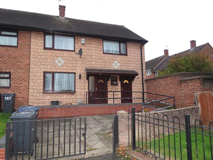 3 Bedroom House To Rent In Collingbourne Avenue, Birmingham, B36