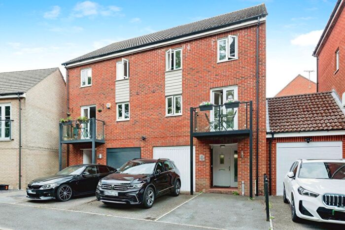 4 Bedroom Town House To Rent In Wellstead Way, Hedge End, Southampton, SO30