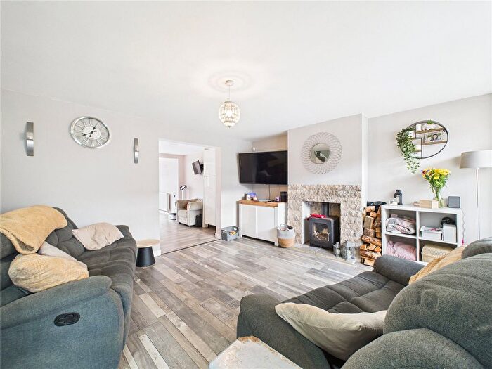 4 Bedroom Semi-Detached House For Sale In Court Farm Road, Bristol, BS14