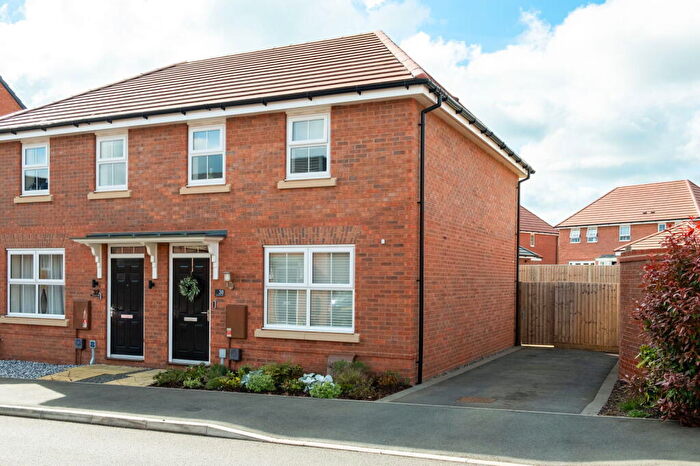 3 Bedroom Semi-Detached House For Sale In Pankhurst Close, East Leake, LE12