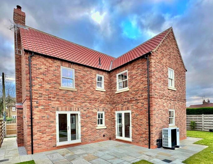 4 Bedroom Detached House For Sale In Carr Lane, Sutton-On-The-Forest, York, YO61