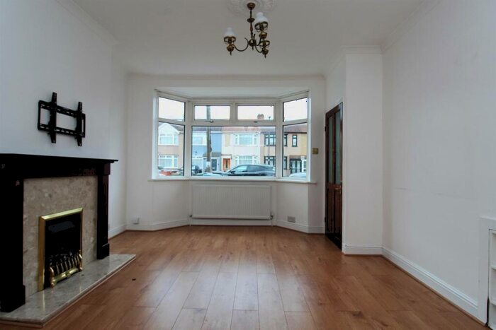 3 Bedroom Terraced House To Rent In Aylands Road, Enfield, EN3