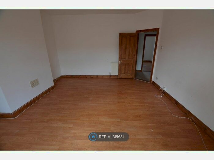 2 Bedroom Flat To Rent In Shadwell Road, Portsmouth PO2