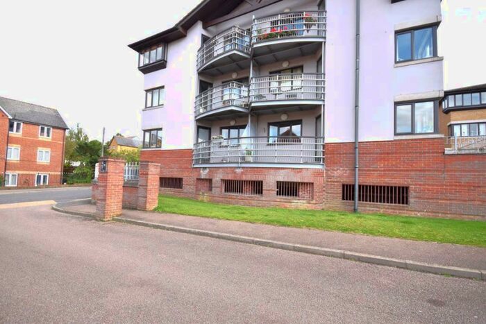 2 Bedroom Flat To Rent In Saffron Court, Saffron Walden, CB11