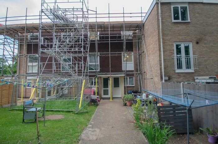 2 Bedroom Maisonette To Rent In Hawkhurst Close, Weston, Southampton, SO19