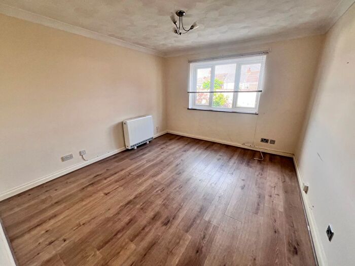 2 Bedroom End Of Terrace House To Rent In White Cloud Park, Southsea, PO4