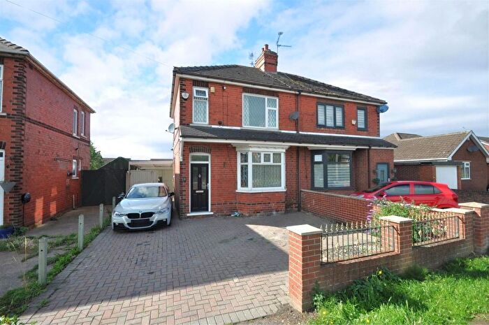 3 Bedroom Semi-Detached House For Sale In Coulman Street, Thorne, DN8