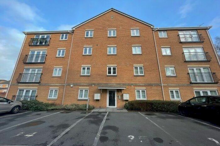 2 Bedroom Flat To Rent In Wyncliffe Gardens, Cardiff CF23