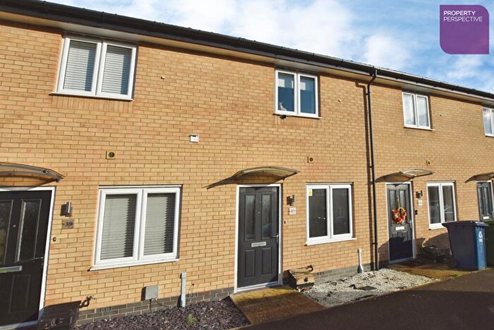 2 Bedroom Terraced House For Sale In Wheatstone Road, Huntingdon, PE29