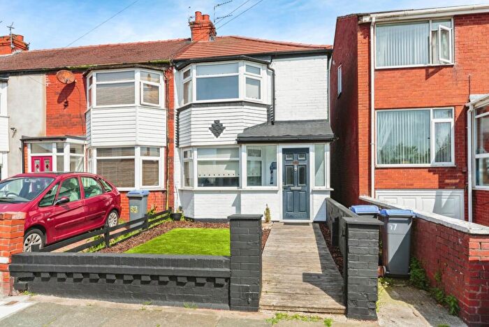 2 Bedroom End Of Terrace House For Sale In Penrose Avenue, Blackpool, Lancashire, FY4